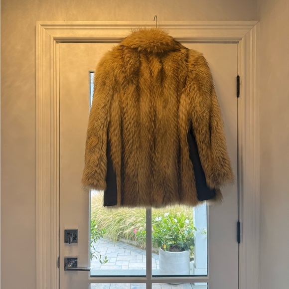 Japanese Tanuki Fur Coat: - Picture 2 of 4